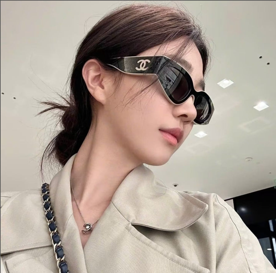 Maylara Luxe Rectangle Sunglasses – UV400 Women’s Eyewear