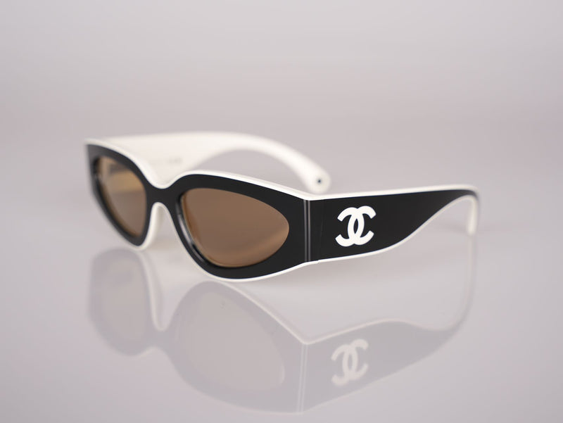 Maylara Luxe Rectangle Sunglasses – UV400 Women’s Eyewear