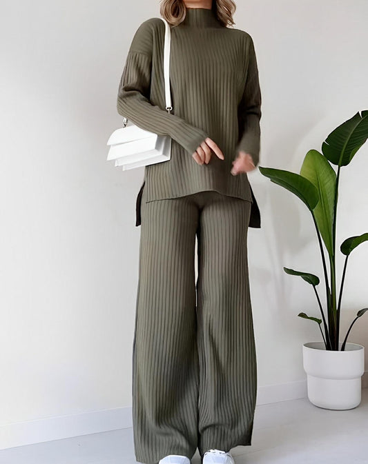 Split-Hem Knit Turtleneck Set – Modern Comfort Meets Effortless Style